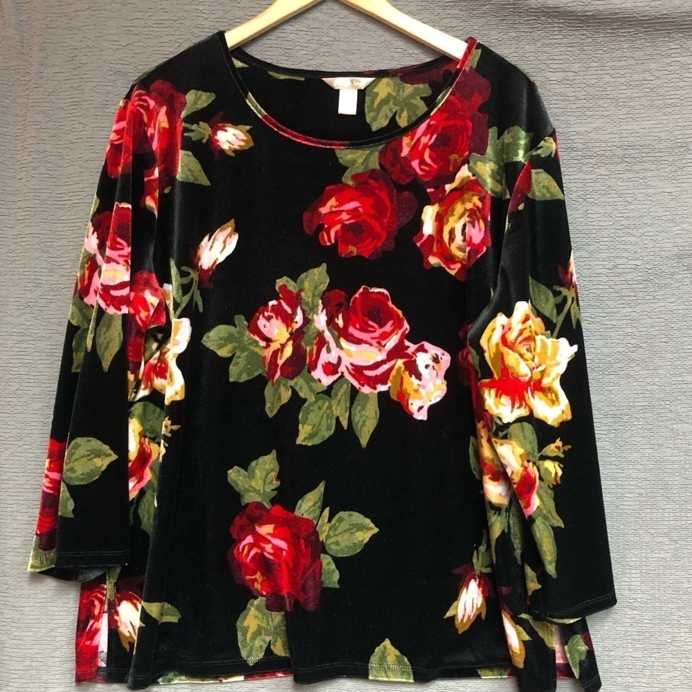 White stag XXL 20 round neck velvet top